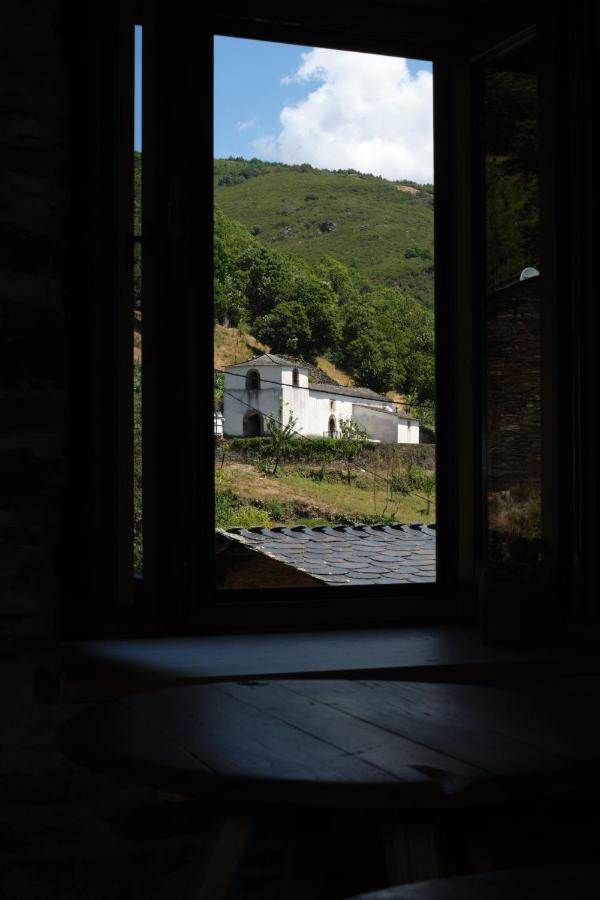 Ferienwohnung A Barreira -Lar Da Cima- Folgoso do Courel Exterior foto
